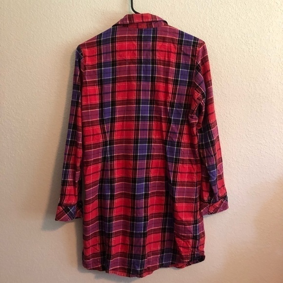 VICTORIA Secret’s Button Down Shirt Size Small - Picture 6 of 7